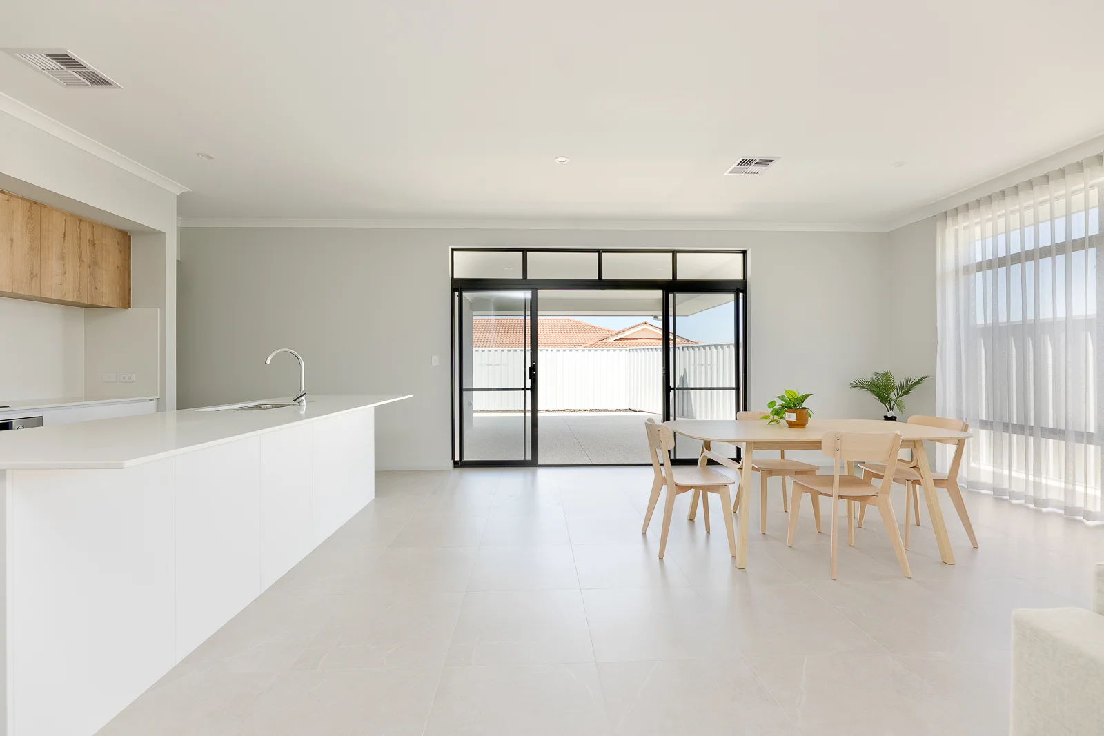 Additional image 10 of 61 Reynolds Road, Mount Pleasant WA 6153