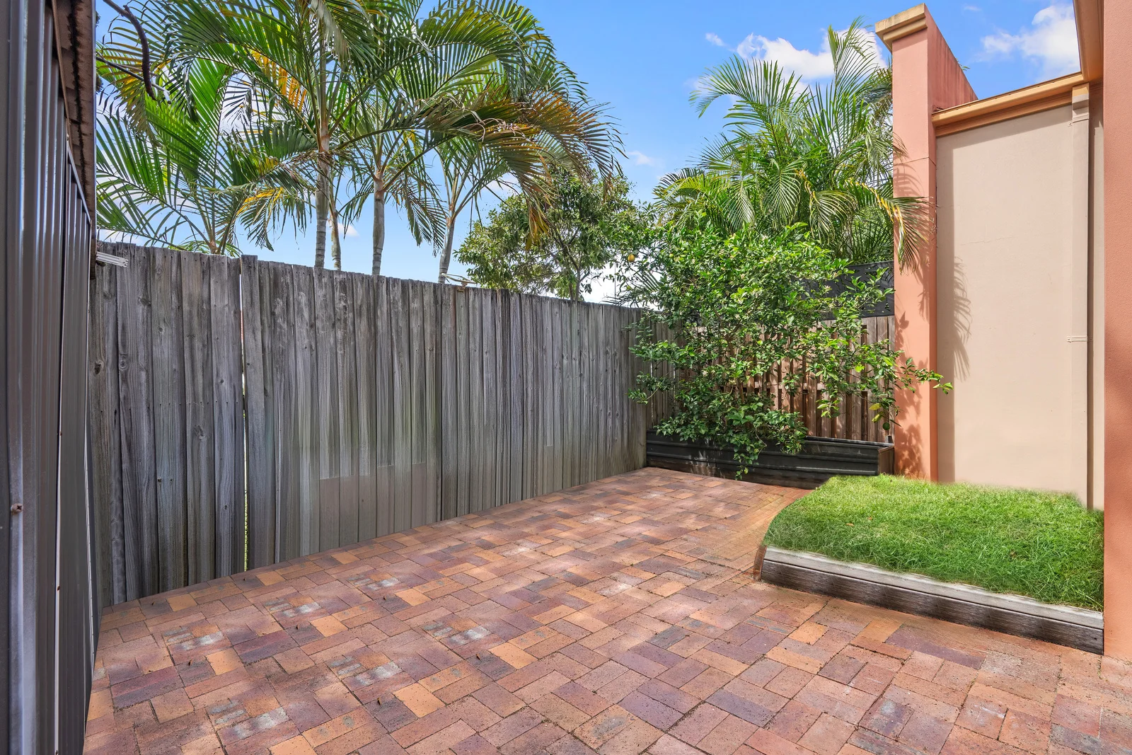 Additional image 23 of 11/20 Fairway Drive, Clear Island Waters QLD 4226