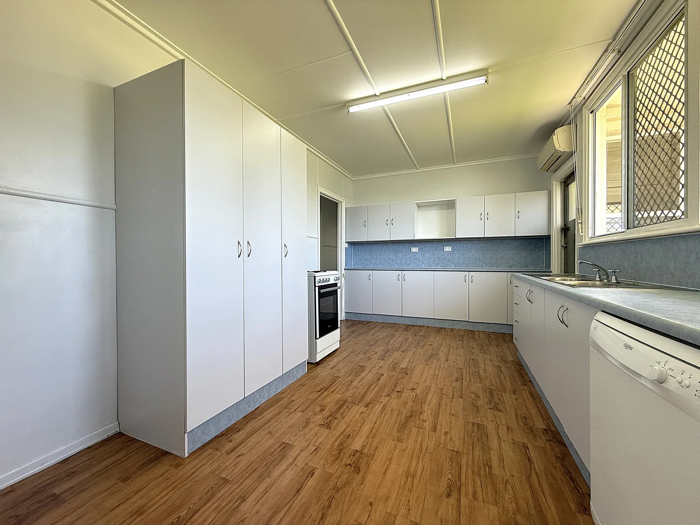 Additional image 4 of 102 Acacia Street, Barcaldine QLD 4725