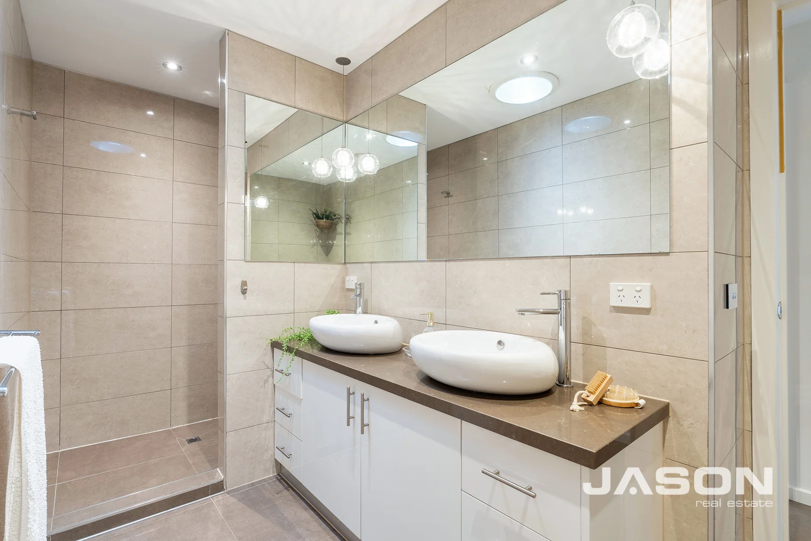 Additional image 18 of 5 Middleton Court, Greenvale VIC 3059
