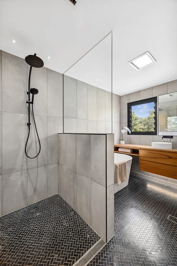 Additional image 31 of 8 Binburra Avenue, Toowoon Bay NSW 2261