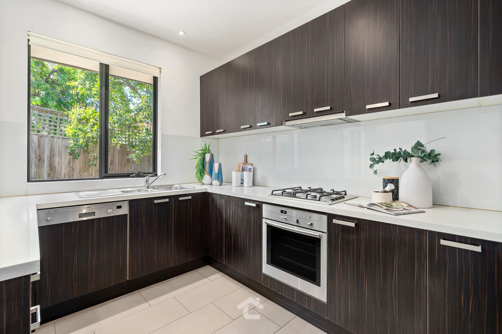 Additional image 4 of 2/27 Surrey Street, Box Hill South VIC 3128