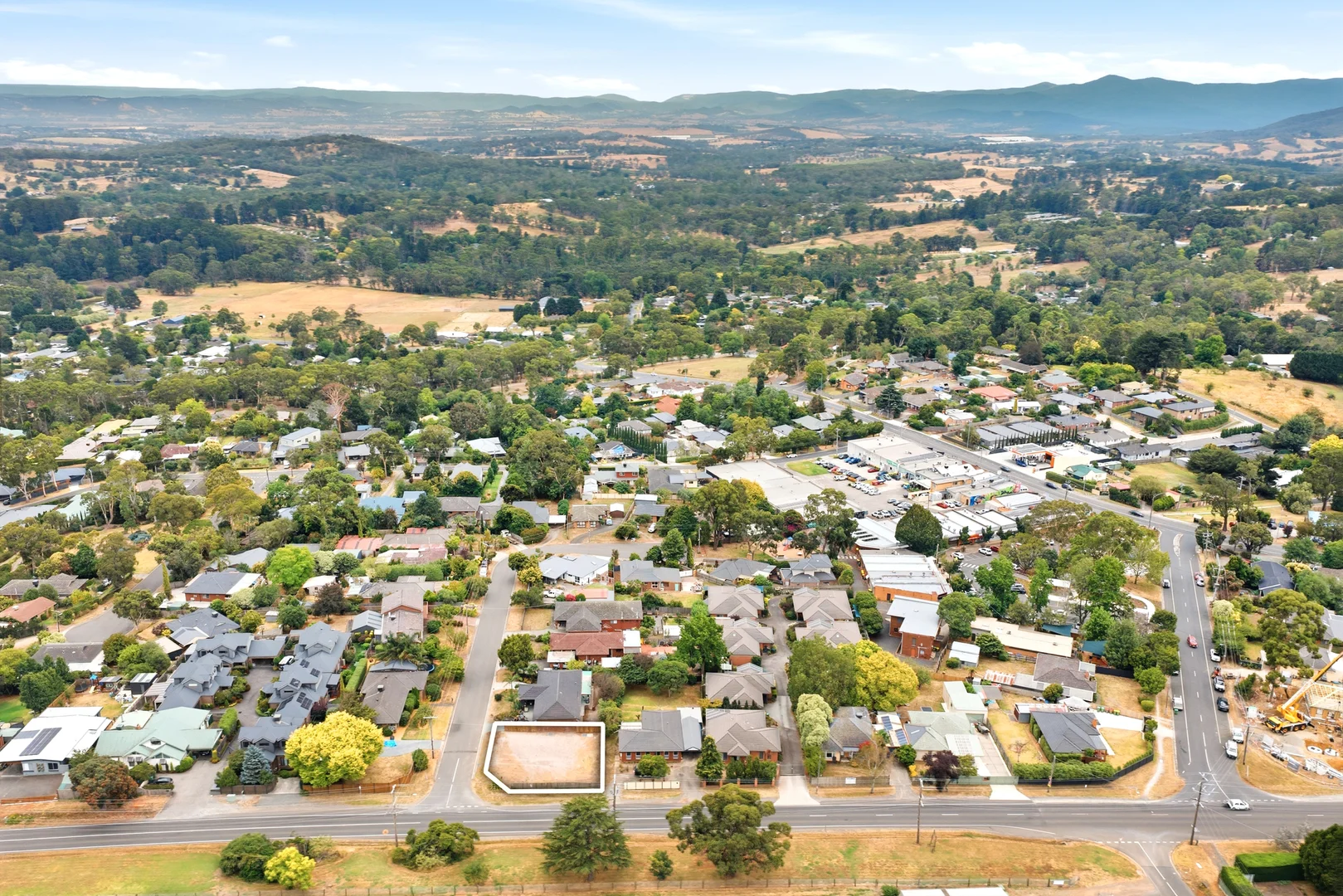 Additional image 3 of 2 Greenglades Court, Wandin North VIC 3139