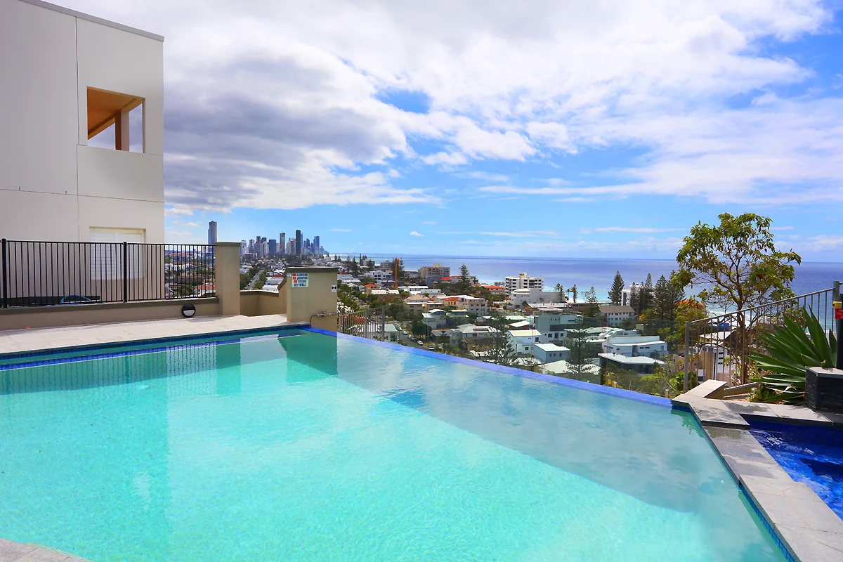 E39/1 GREAT HALL DRIVE, Miami QLD 4220