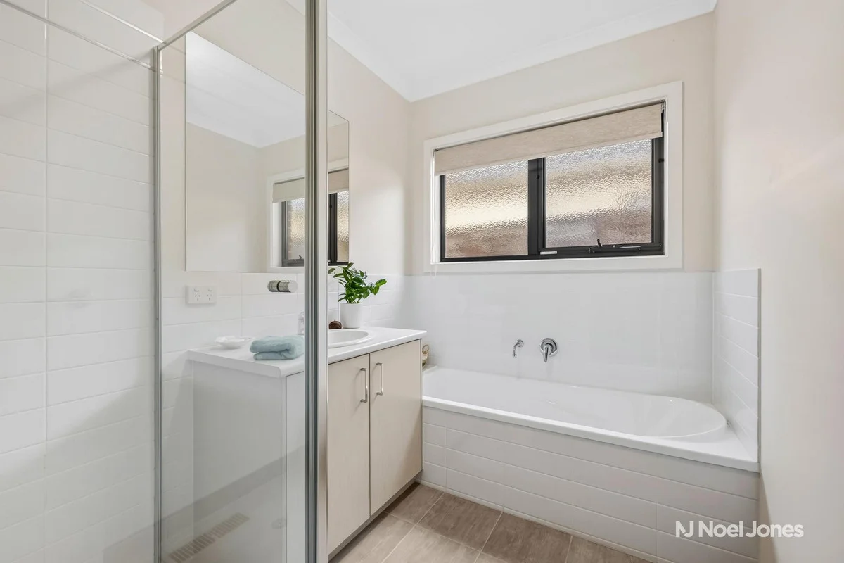 Additional image 8 of 42A Sevenoaks Avenue, Croydon VIC 3136