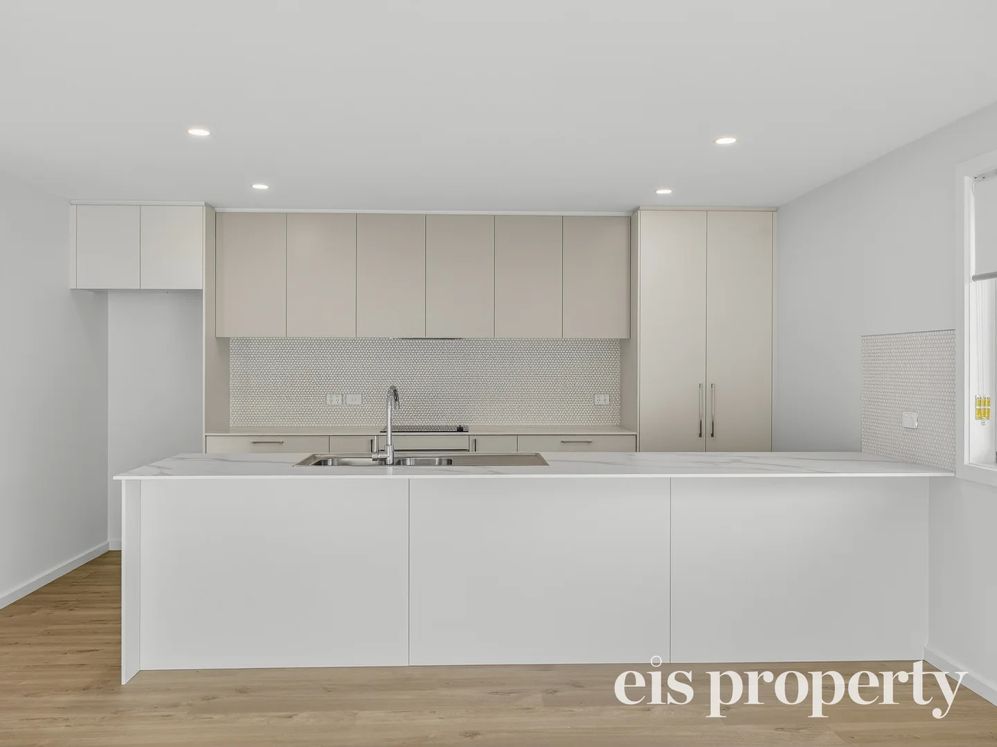 Additional image 7 of 2/20 Home Avenue, Blackmans Bay TAS 7052