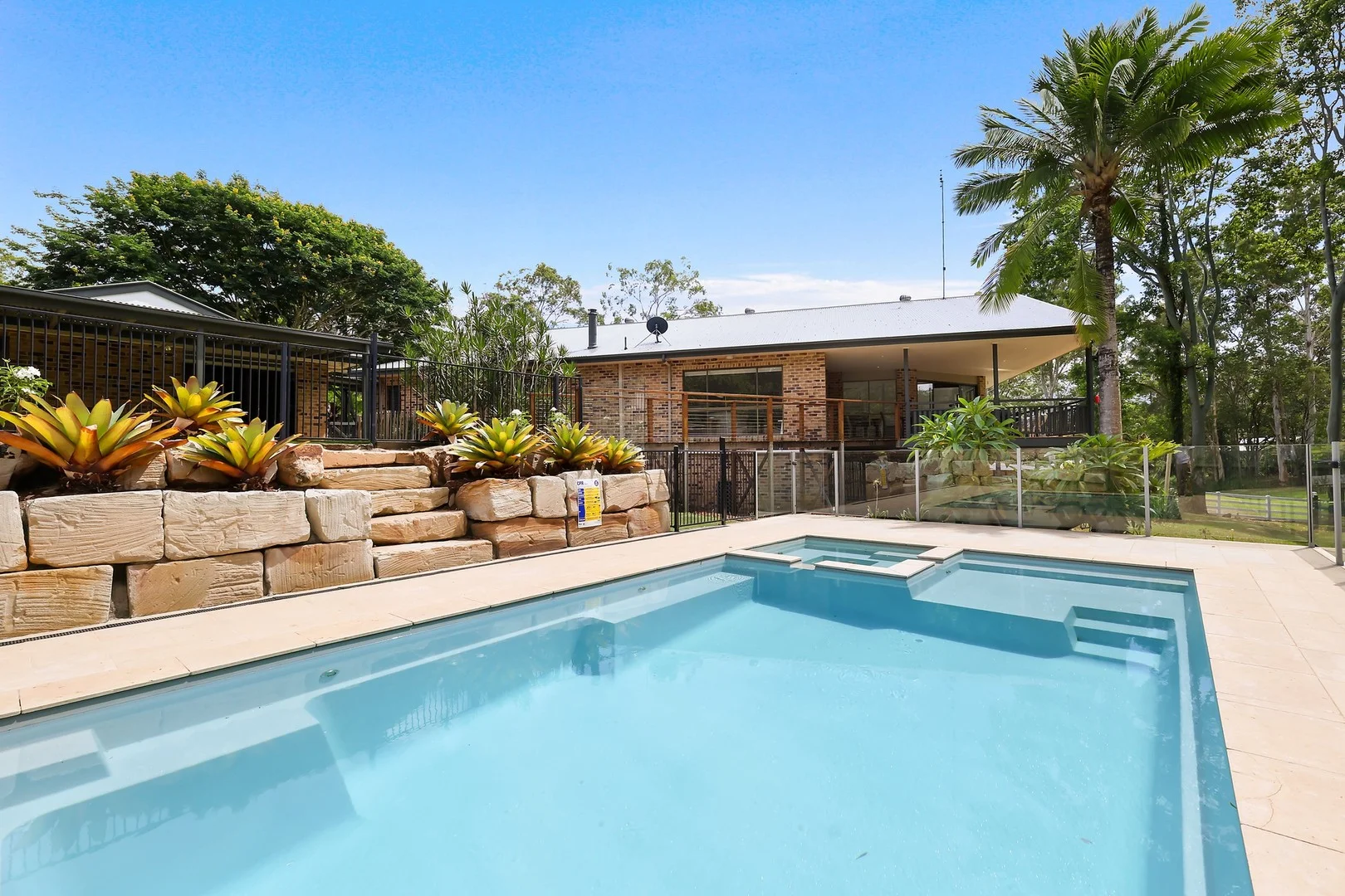 3 Idolou Court, Mudgeeraba QLD 4213