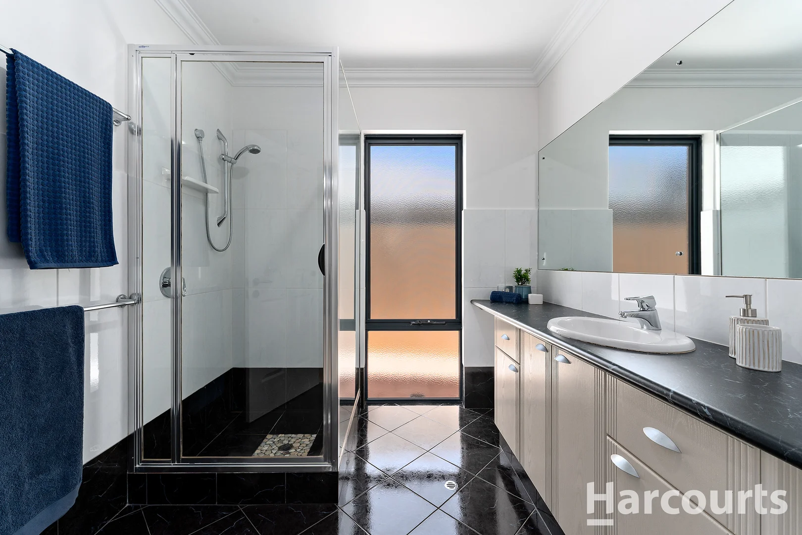 Additional image 17 of 11 Leeuwin Place, Halls Head WA 6210