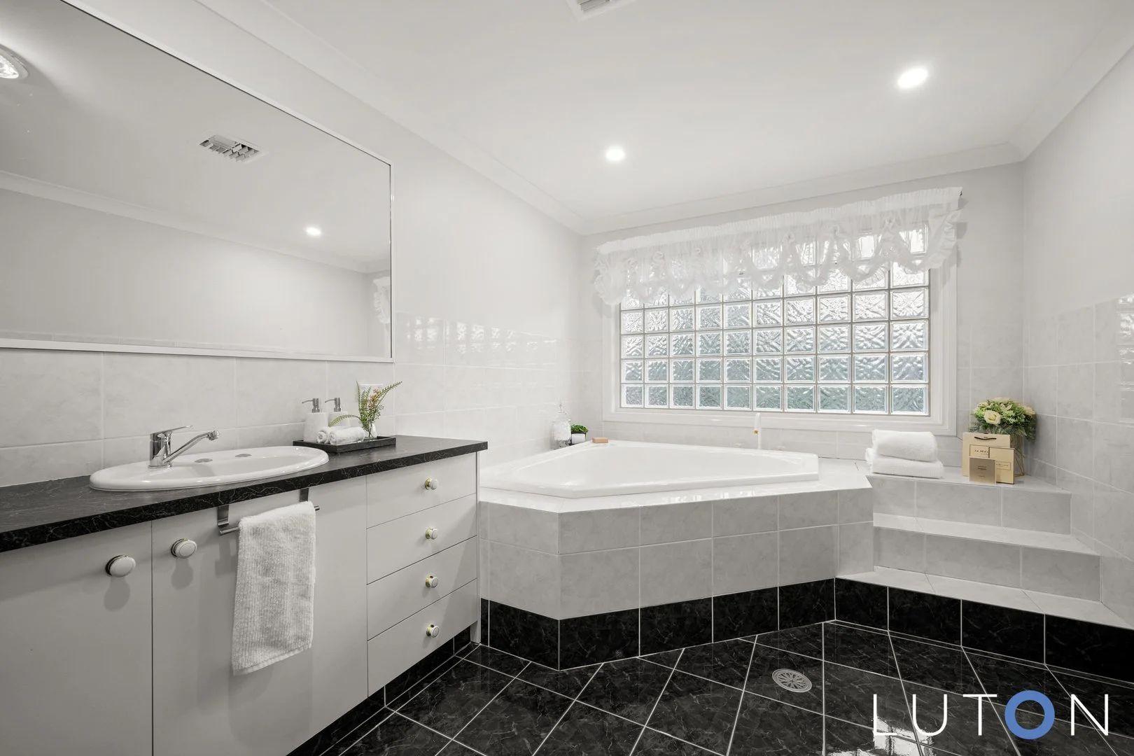 Additional image 29 of 25 Taylor Place, Greenleigh NSW 2620