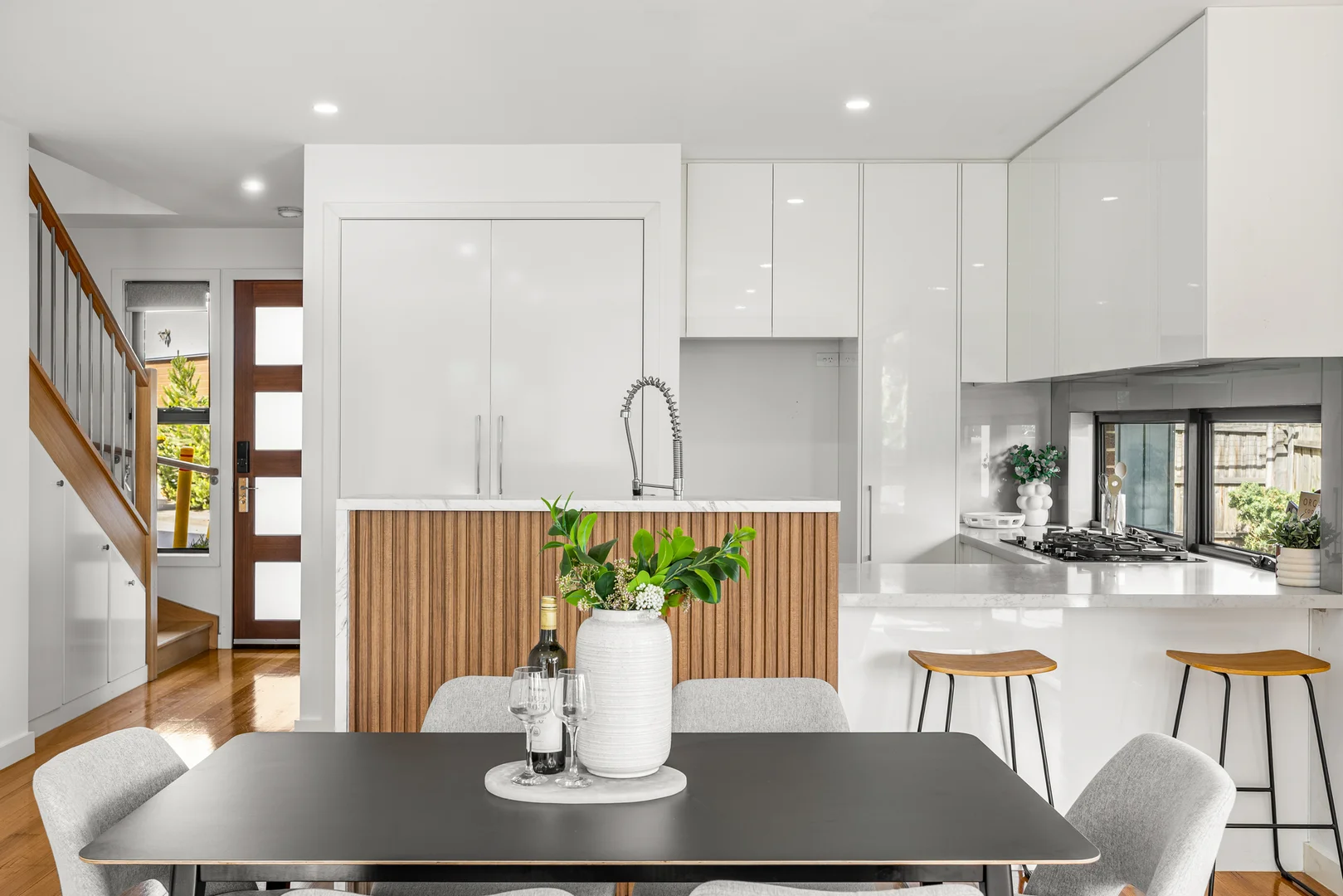 Additional image 4 of 2/2 Yangoora Court, Mount Waverley VIC 3149