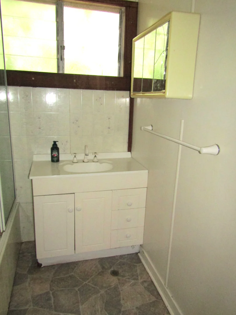 Additional image 11 of 15 Sandalwood Street, Blackwater QLD 4717