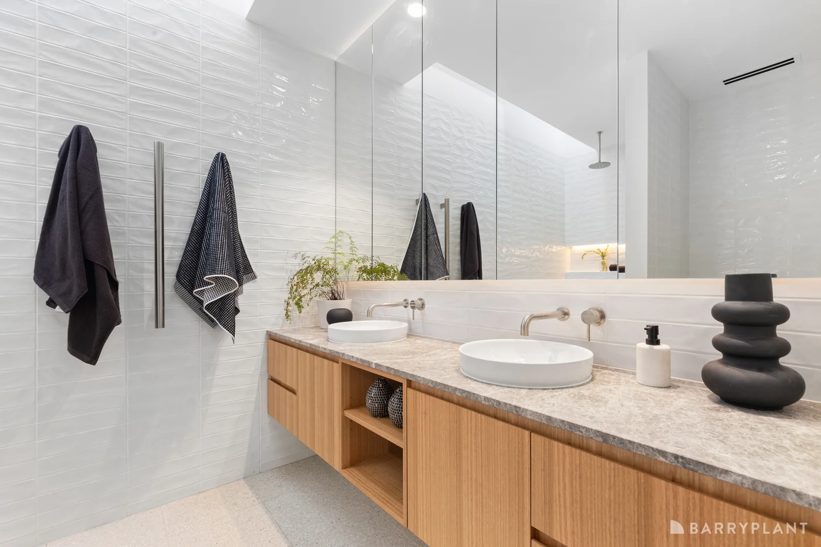 Additional image 10 of 19 Evelyn Road, Ringwood North VIC 3134