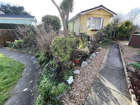 Cliffdale Gardens, Cosham, Portsmouth, Hampshire PO6