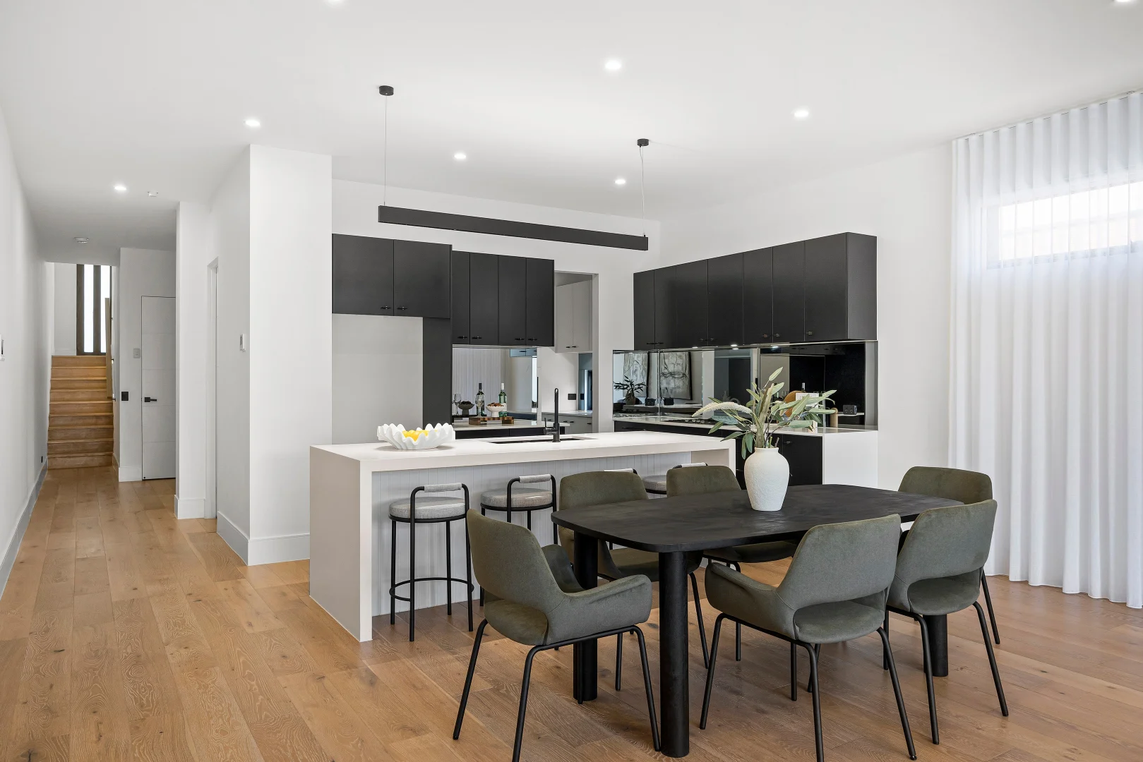 Additional image 2 of 103 Ogilvie Street, Essendon VIC 3040