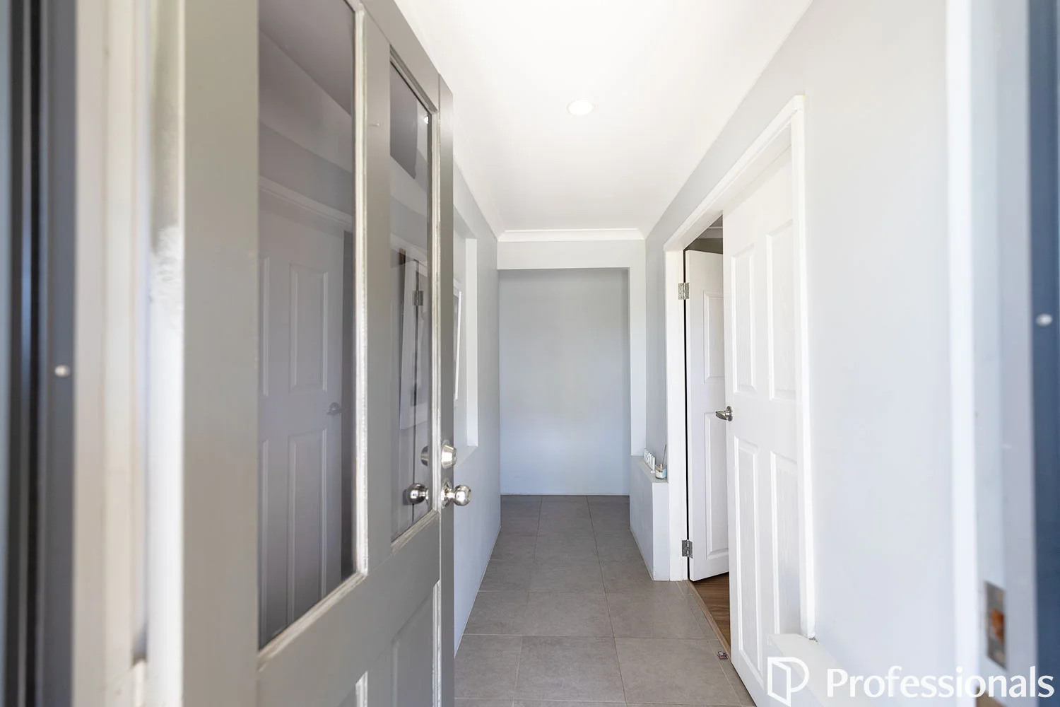 Additional image 5 of 3/133 Coolamon Boulevard, Ellenbrook WA 6069