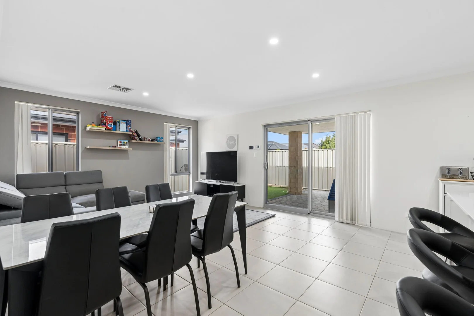 Additional image 13 of 43 Greenpoint Way, Hilbert WA 6112