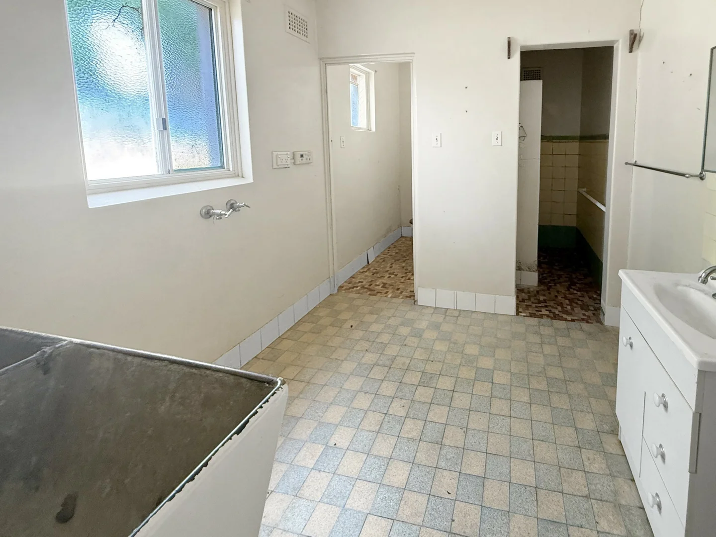 Additional image 19 of 27 Thornhill Street, Young NSW 2594