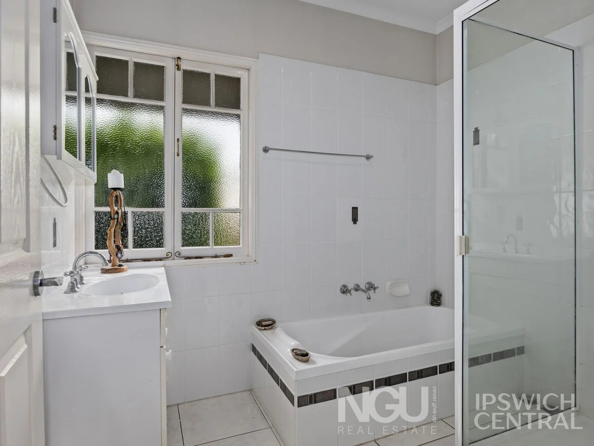 Additional image 19 of 1 & 2 / 25 Teape Street, Silkstone QLD 4304