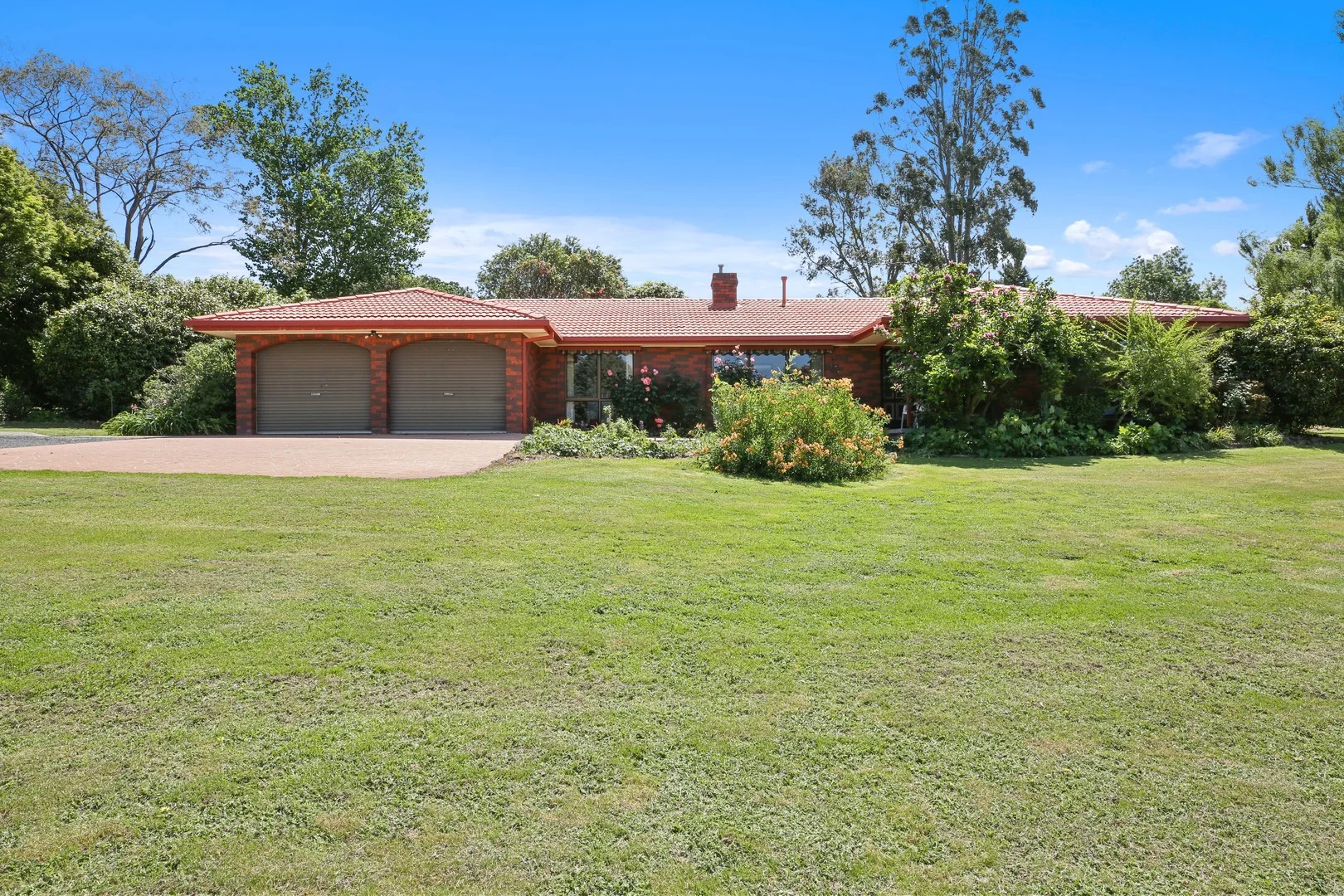 7 Pine Grove, Warragul VIC 3820