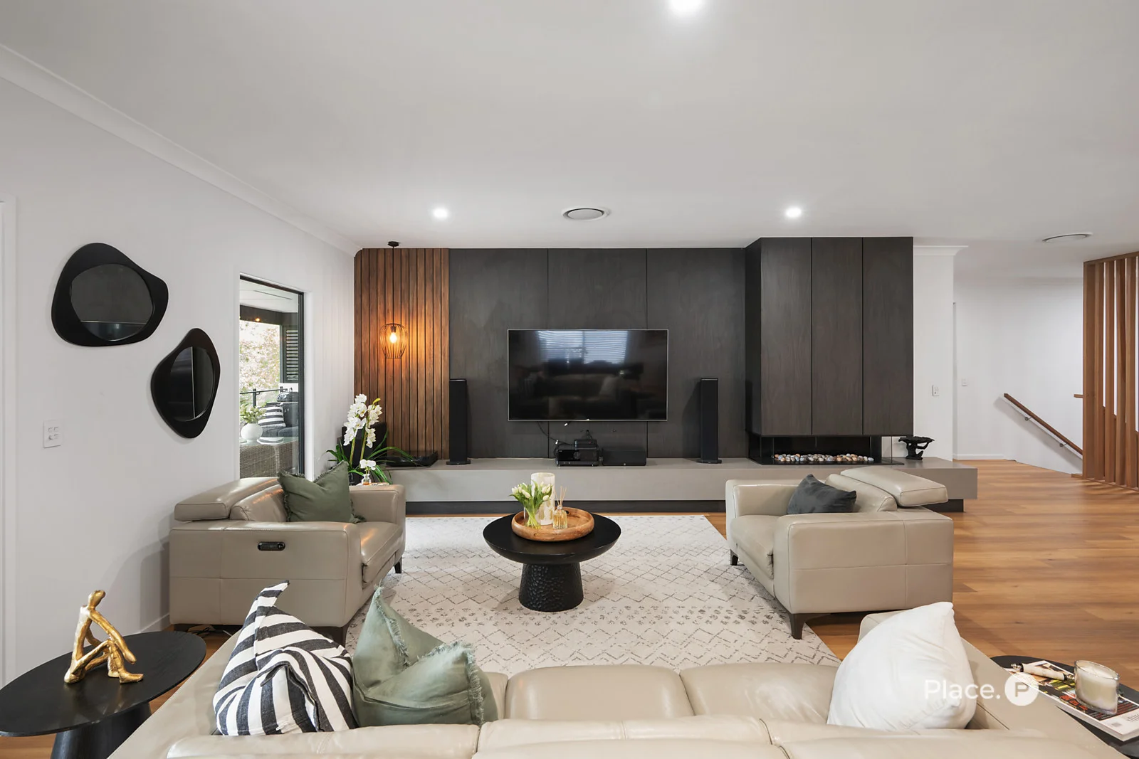 Additional image 2 of 12 Nelson Place, Carindale QLD 4152