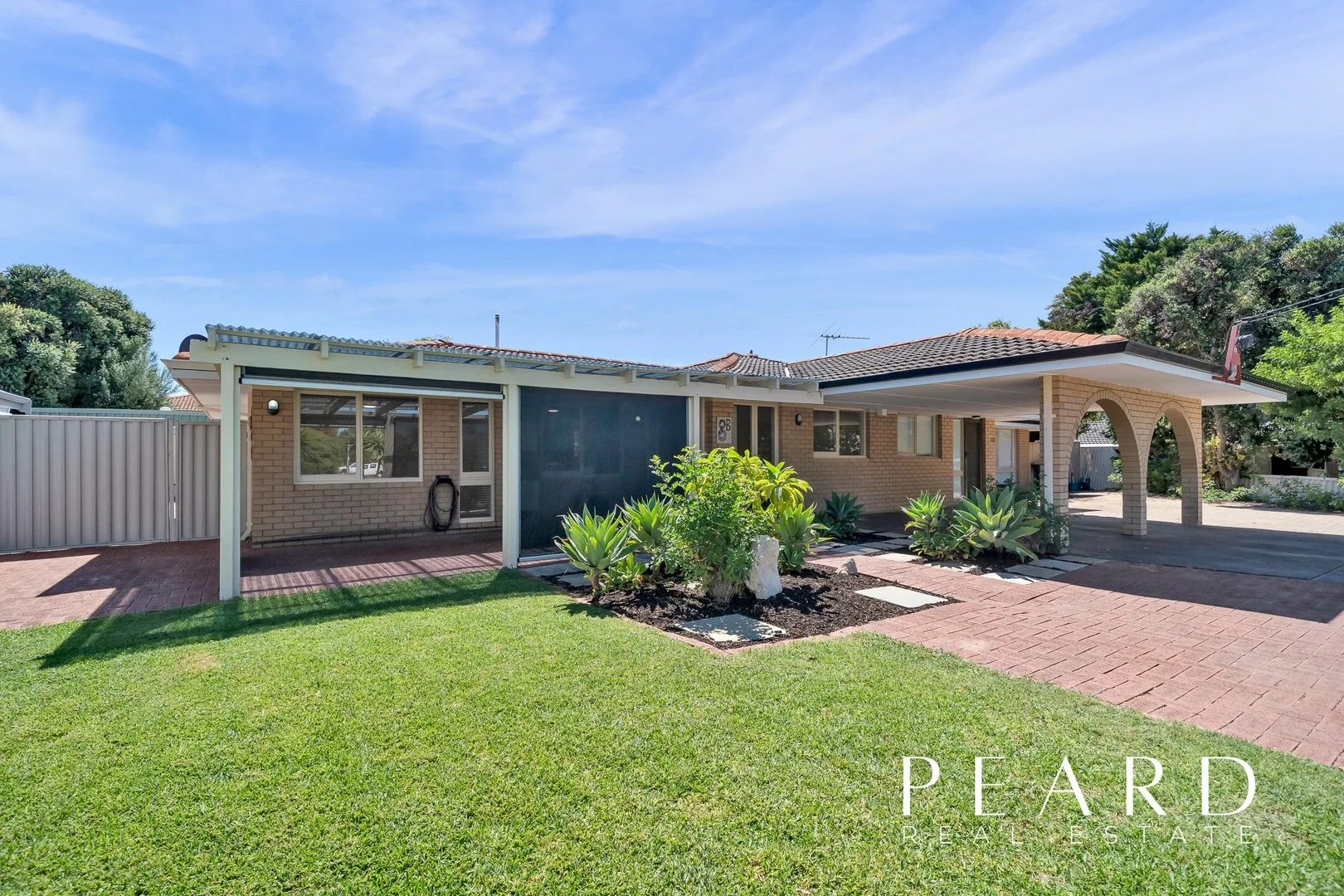 8B Clevedon Place, Kallaroo WA 6025