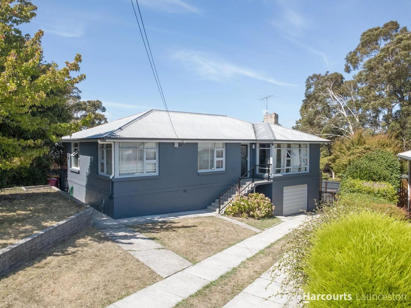11 Ronneby Road, Newnham TAS 7248
