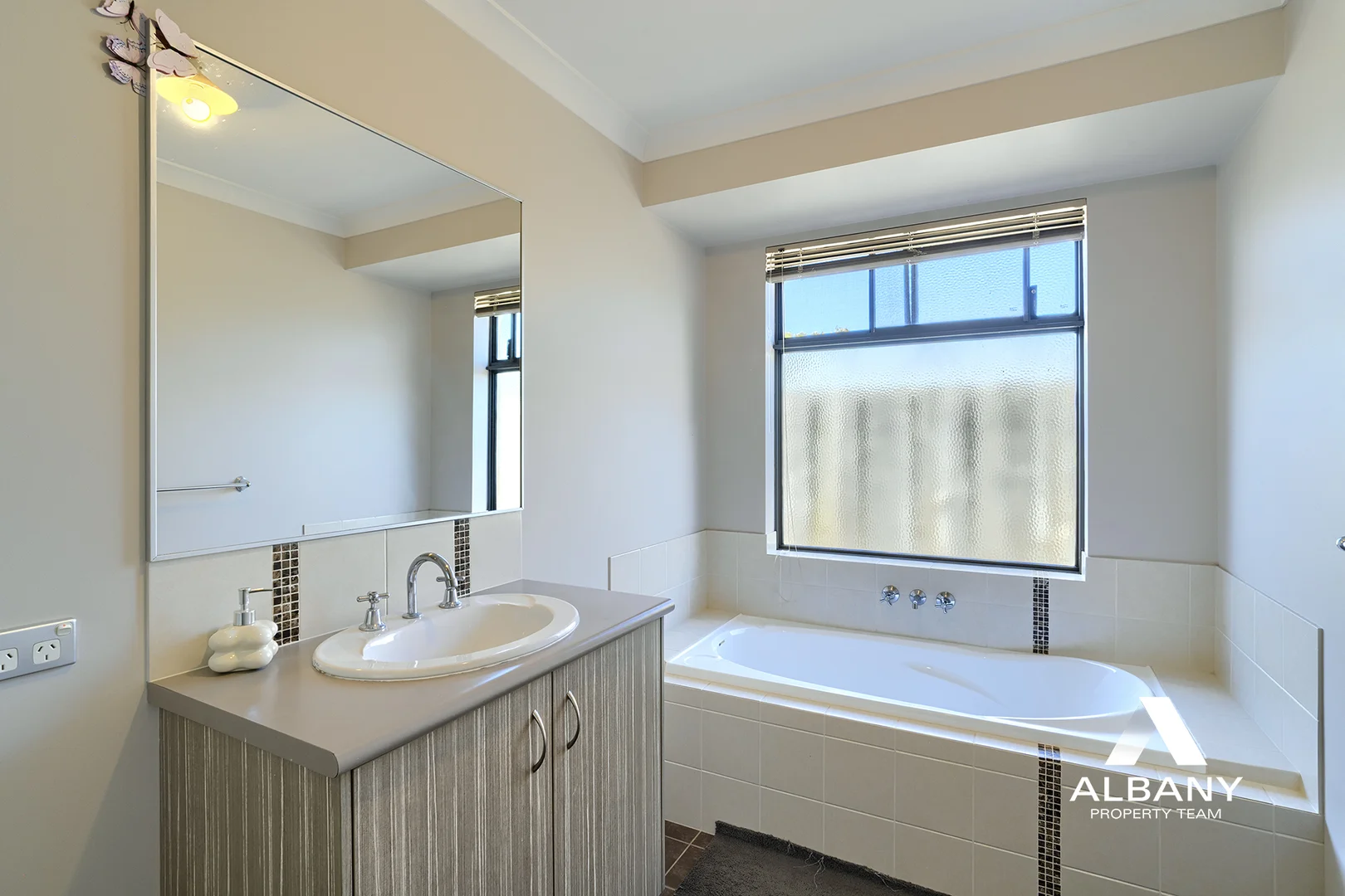 Additional image 16 of 6 Mount Magog Gardens, Mount Barker WA 6324