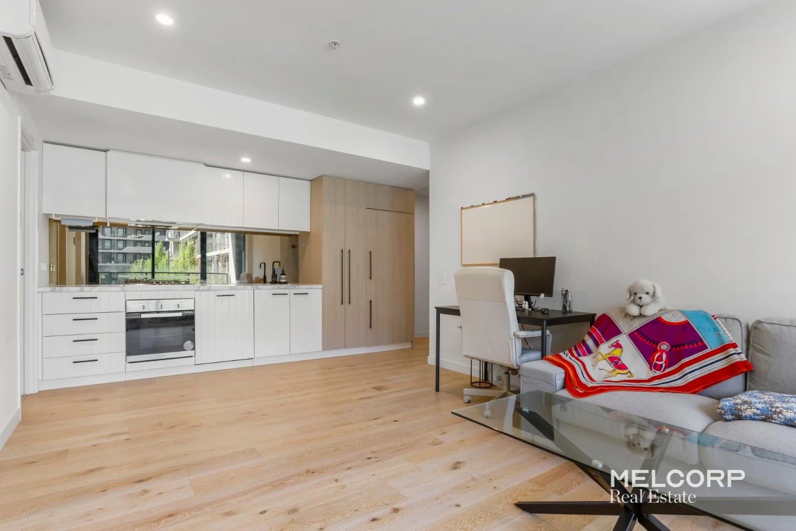 M-City 214/868 Blackburn Road, Clayton VIC 3168