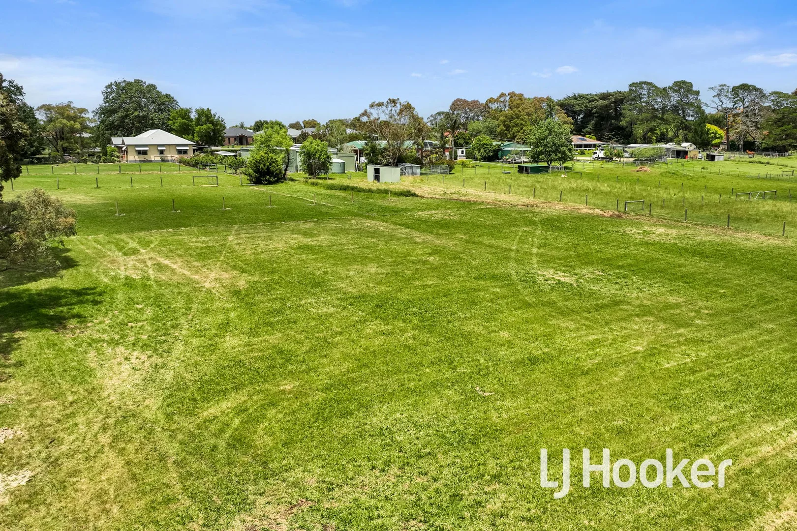 Additional image 3 of 2/31 Wattletree Road, Bunyip VIC 3815