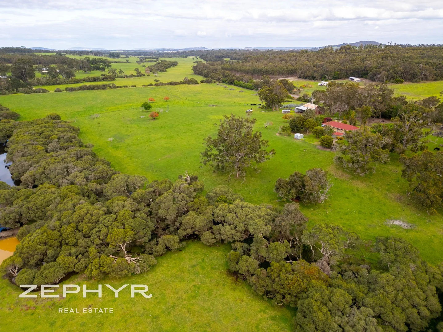 927 Millbrook Road, Green Valley WA 6330