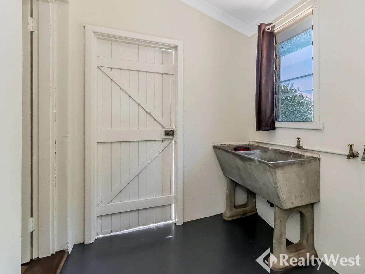 Additional image 10 of 127 Bulong Avenue, Redcliffe WA 6104