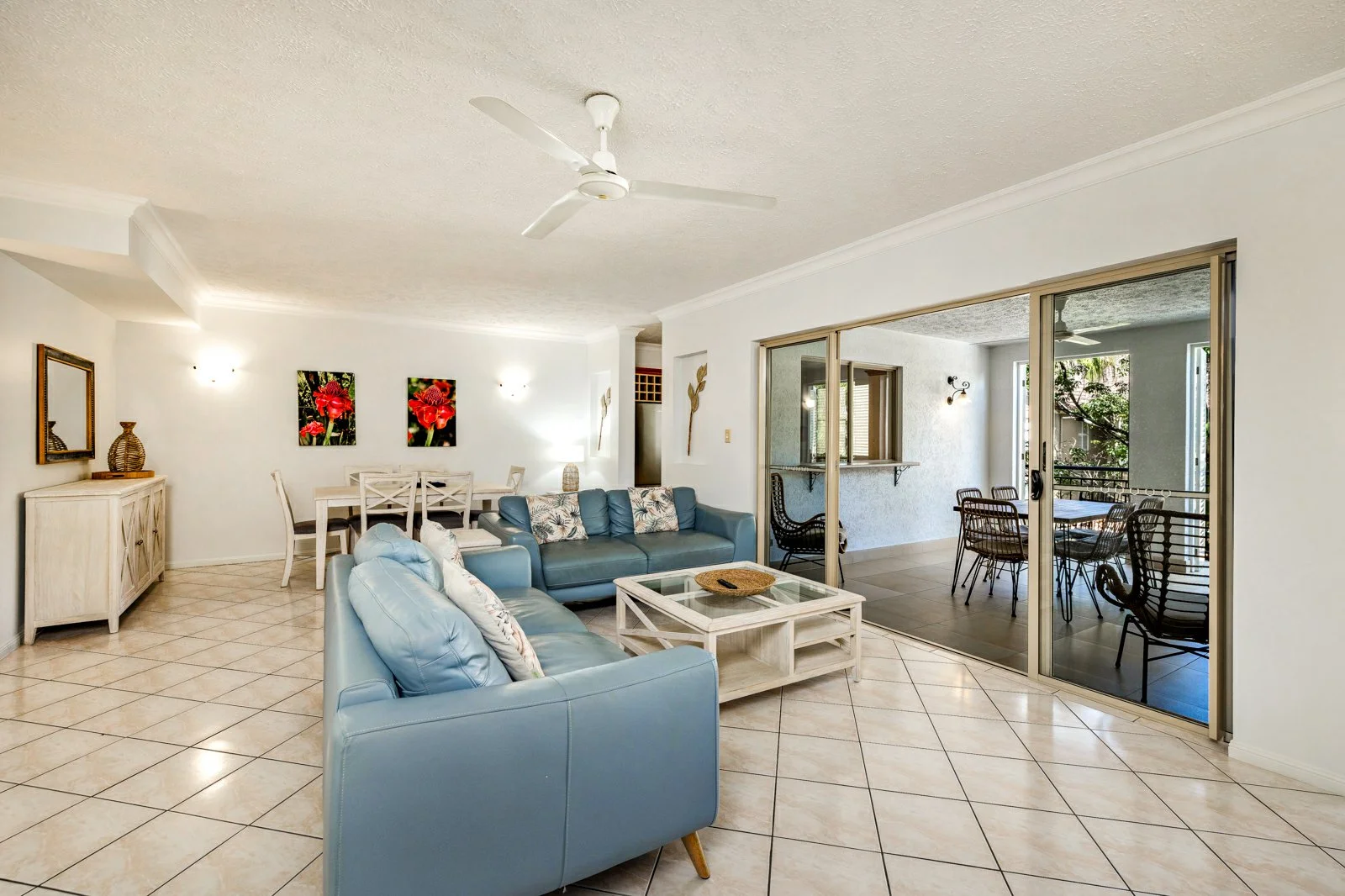 1320/2-10 Greenslopes Street, Cairns North QLD 4870