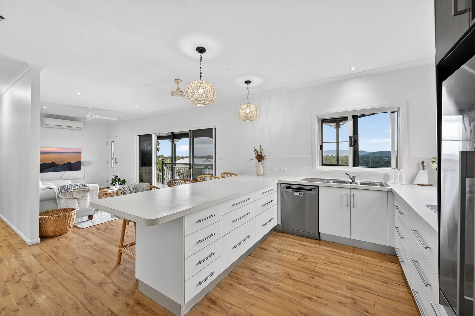 Additional image 4 of 23 Baxendell Place, Bushland Beach QLD 4818