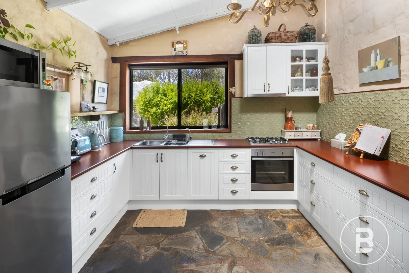 Additional image 3 of 195 Wolfs Lane, Avoca VIC 3467