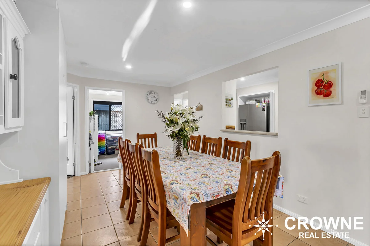 Additional image 6 of 38 Skinner Crescent, Silkstone QLD 4304