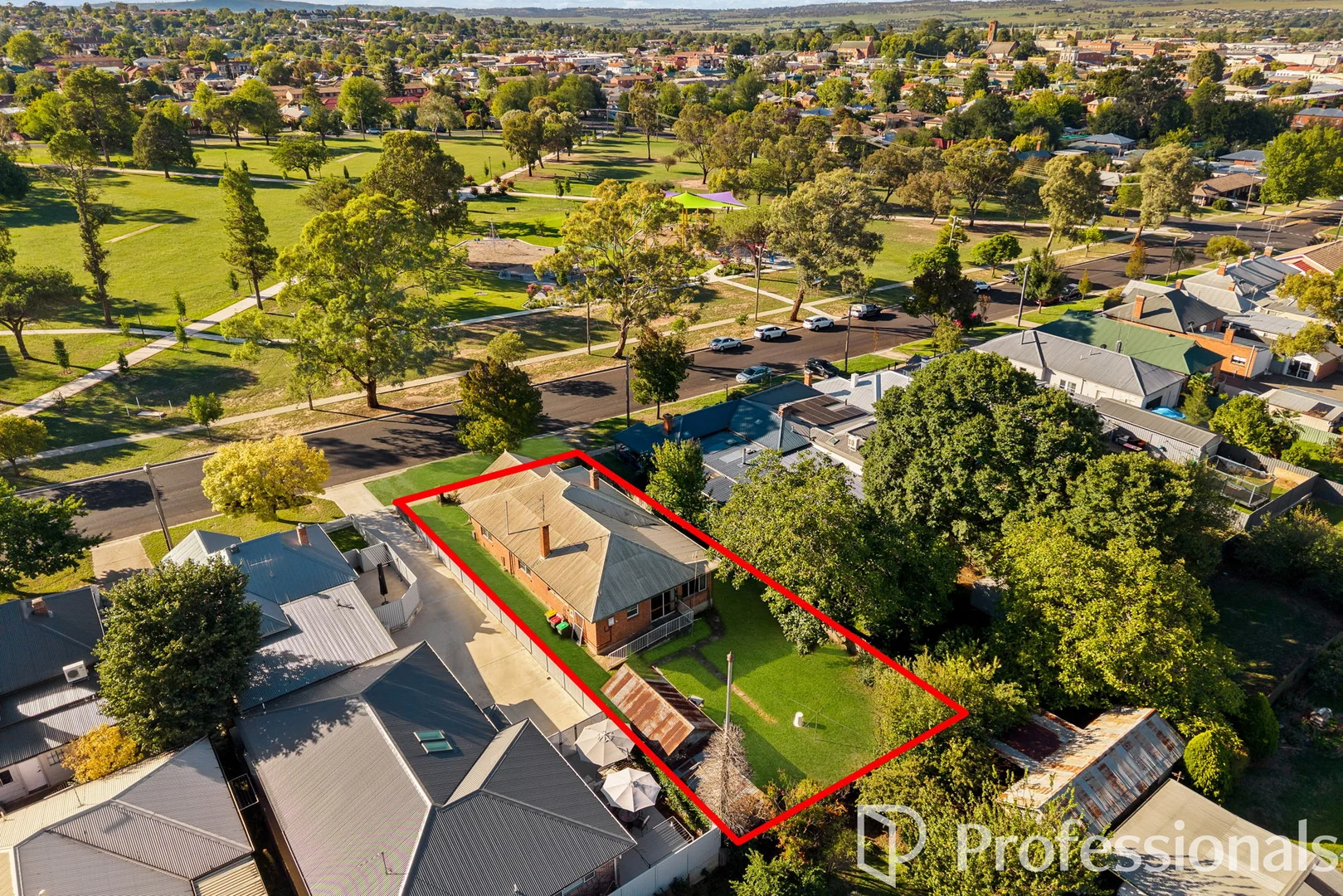 Additional image 2 of 182 Seymour Street, Bathurst NSW 2795