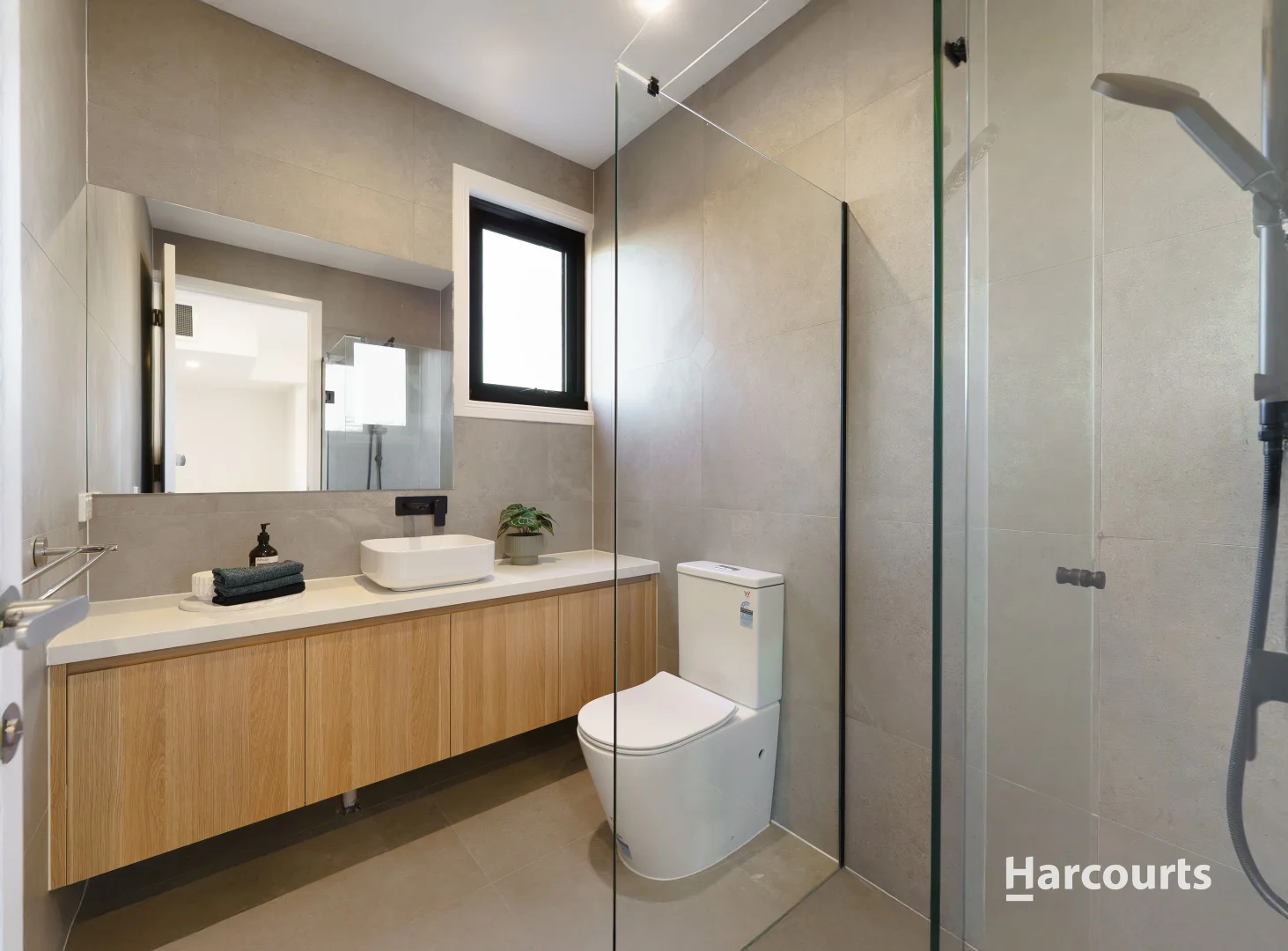 Additional image 11 of 1/1 Adelle Ct, Doncaster VIC 3108