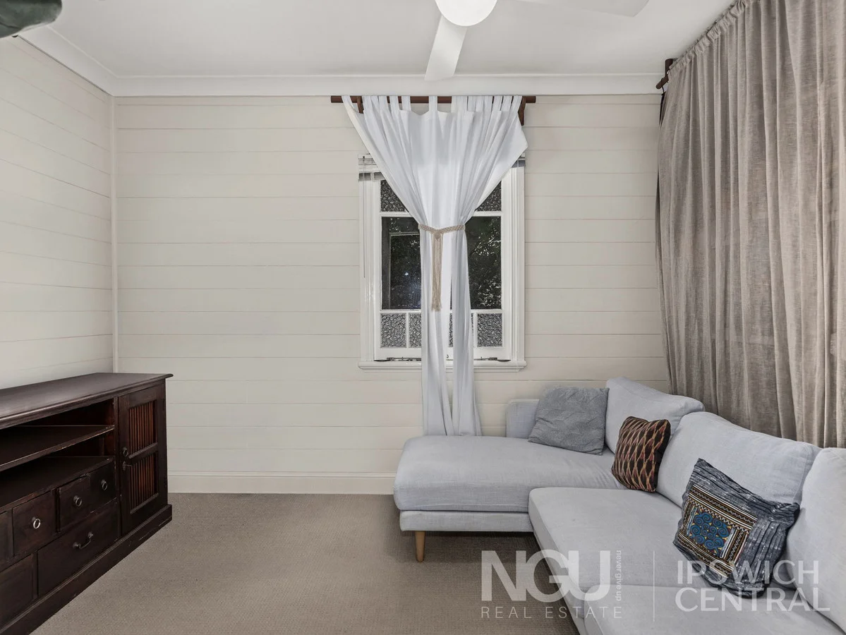 Additional image 17 of 1 & 2 / 25 Teape Street, Silkstone QLD 4304