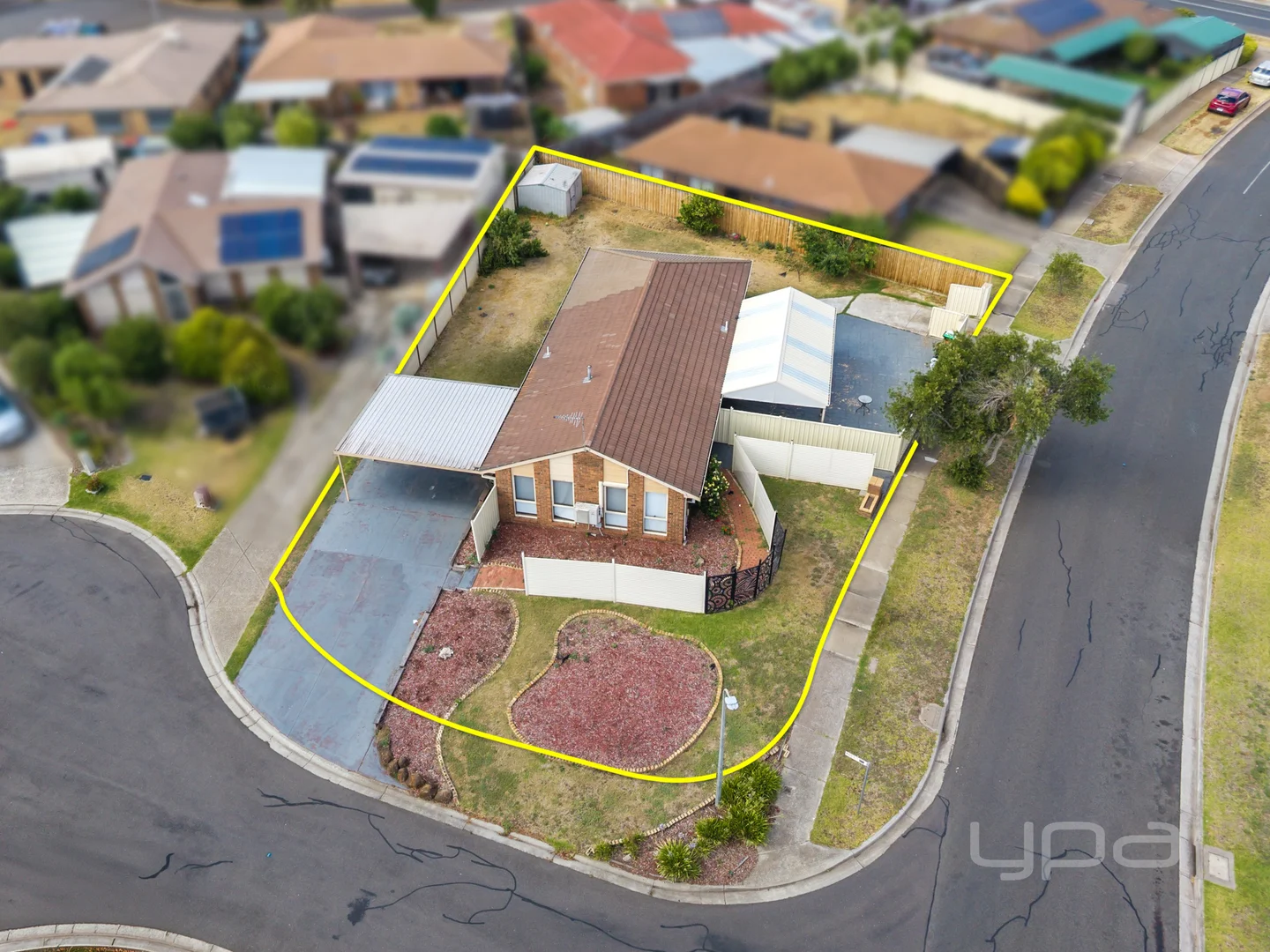 Additional image 14 of 4 Pinnacle Crescent, Brookfield VIC 3338
