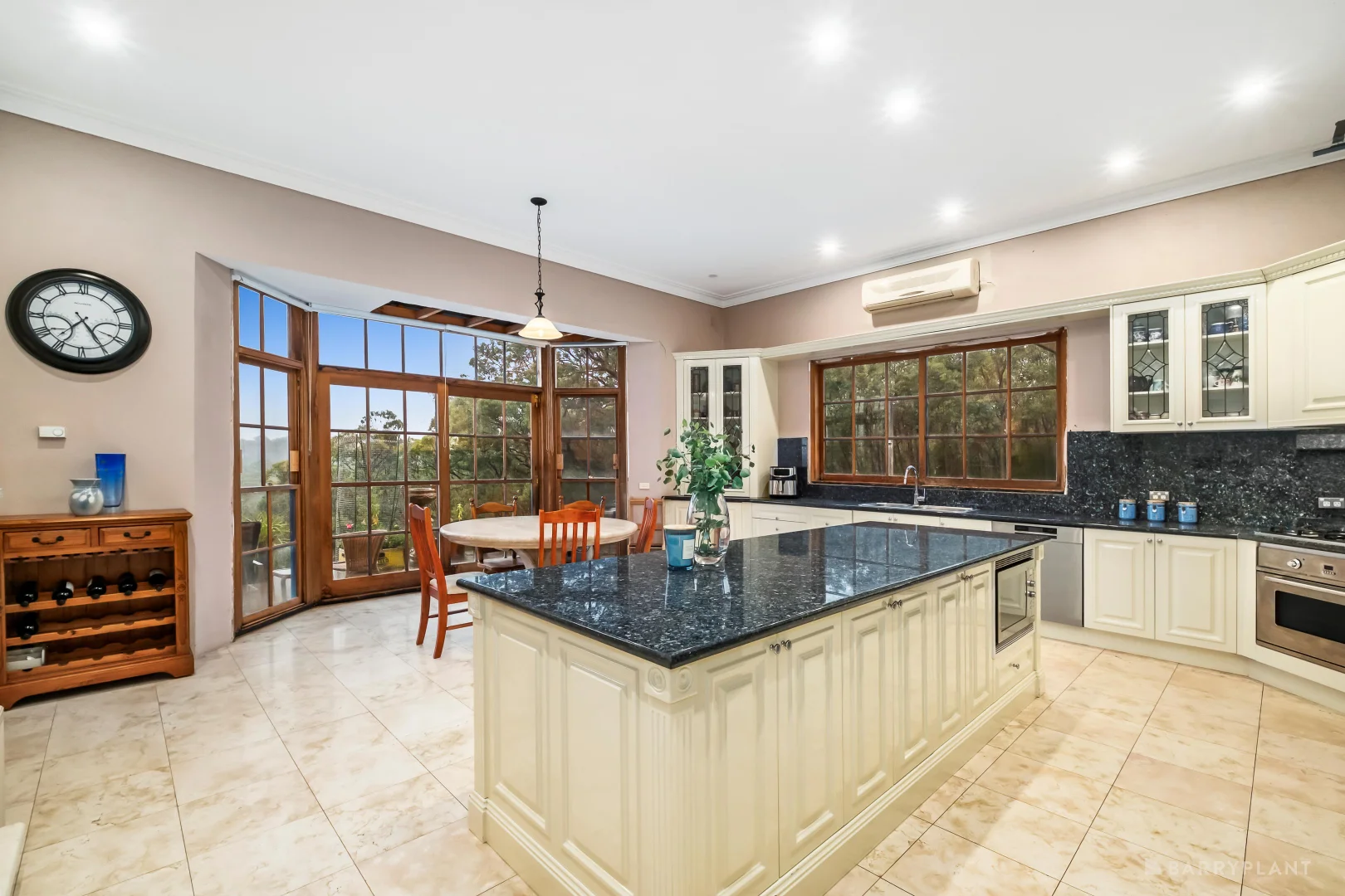 Additional image 5 of 14-16 Minter Court, Park Orchards VIC 3114