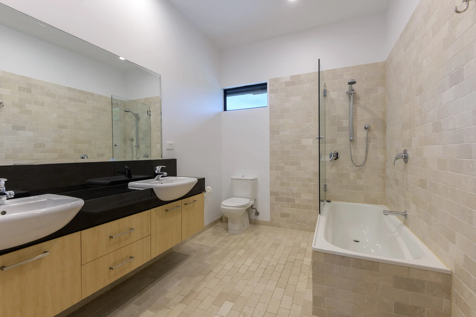 Additional image 13 of 35 Beachfront Mirage Drive, Port Douglas QLD 4877