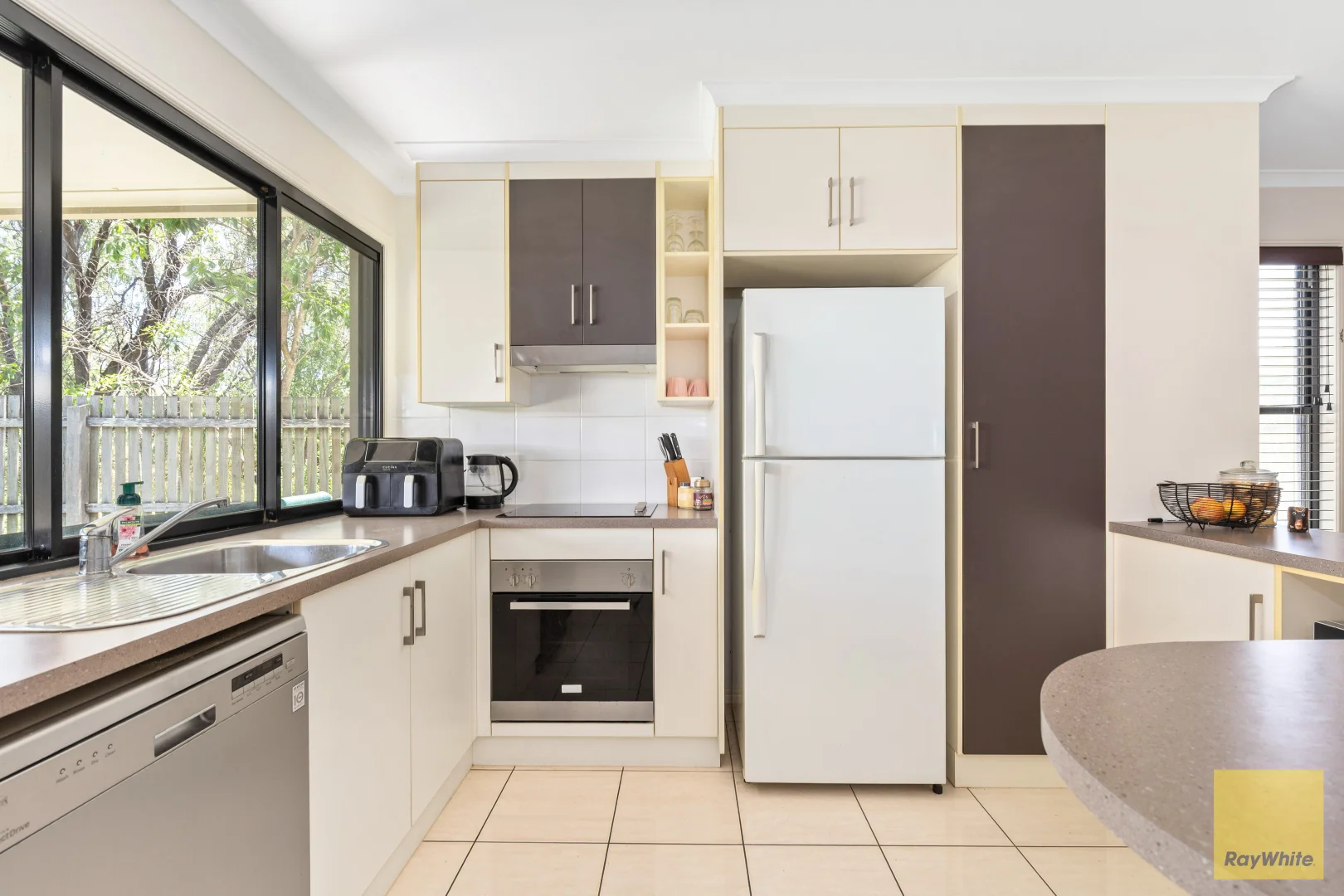 Additional image 5 of 10/16 Riverview Street, Emerald QLD 4720