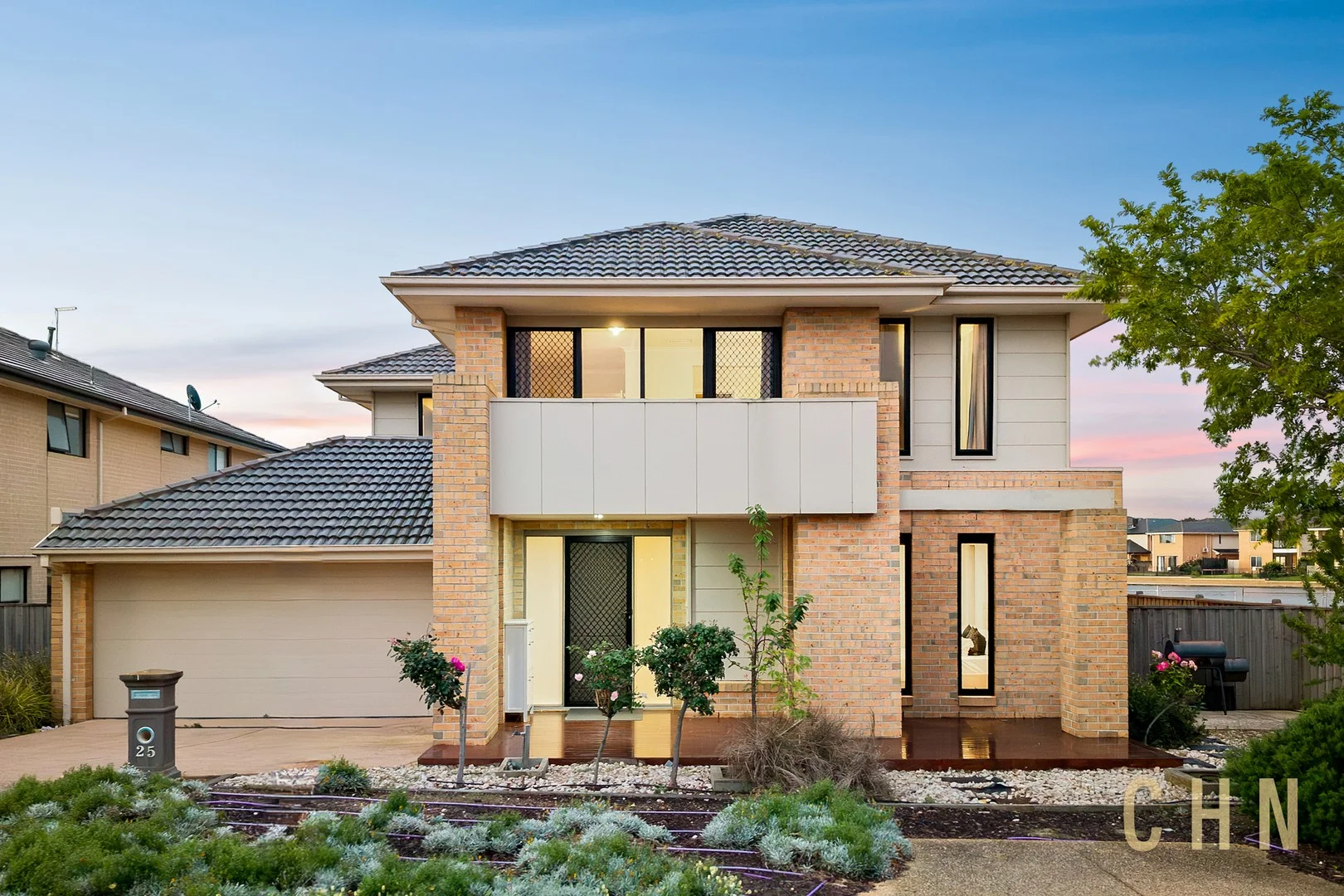 25 Spraypoint Drive, Sanctuary Lakes VIC 3030