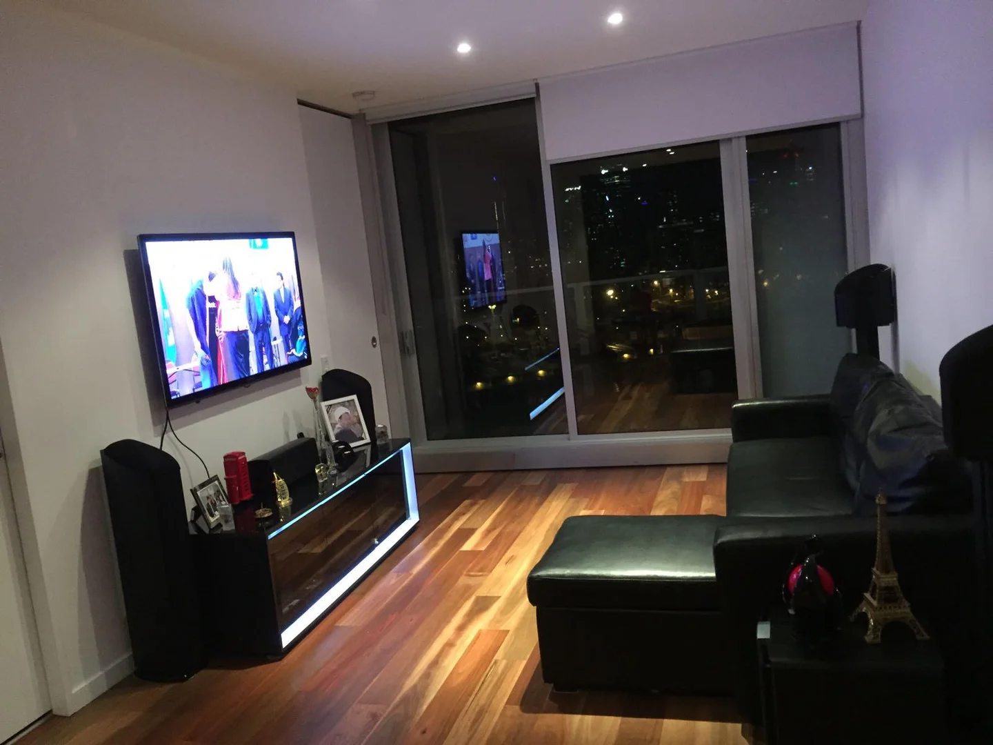 Additional image 2 of 2104/241 Harbour Esplanade, Docklands VIC 3008