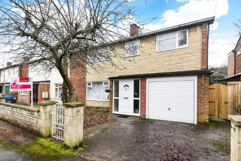Coolidge Close