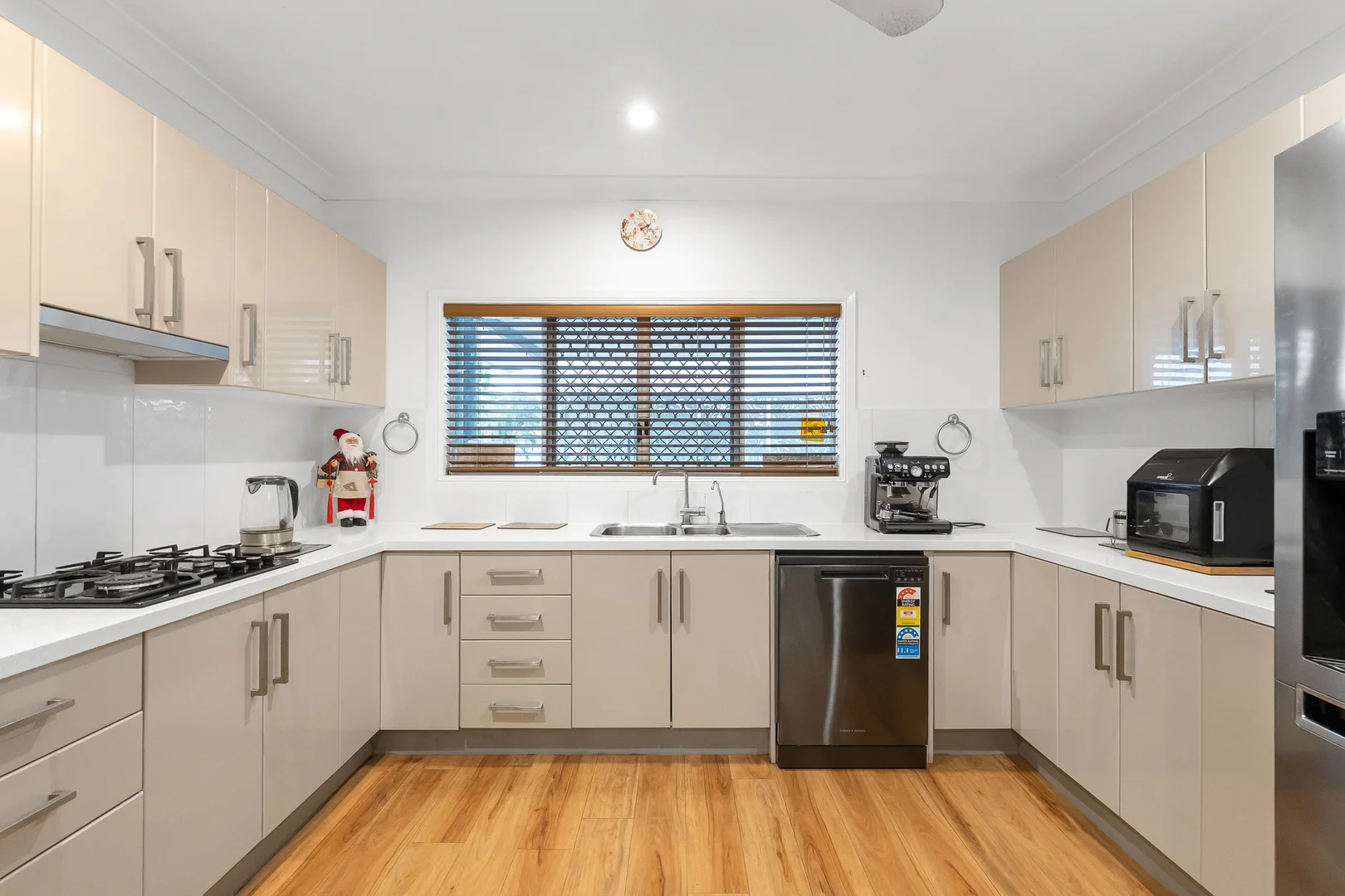 Additional image 14 of 50 Golden Grove Drive, Bentley Park QLD 4869