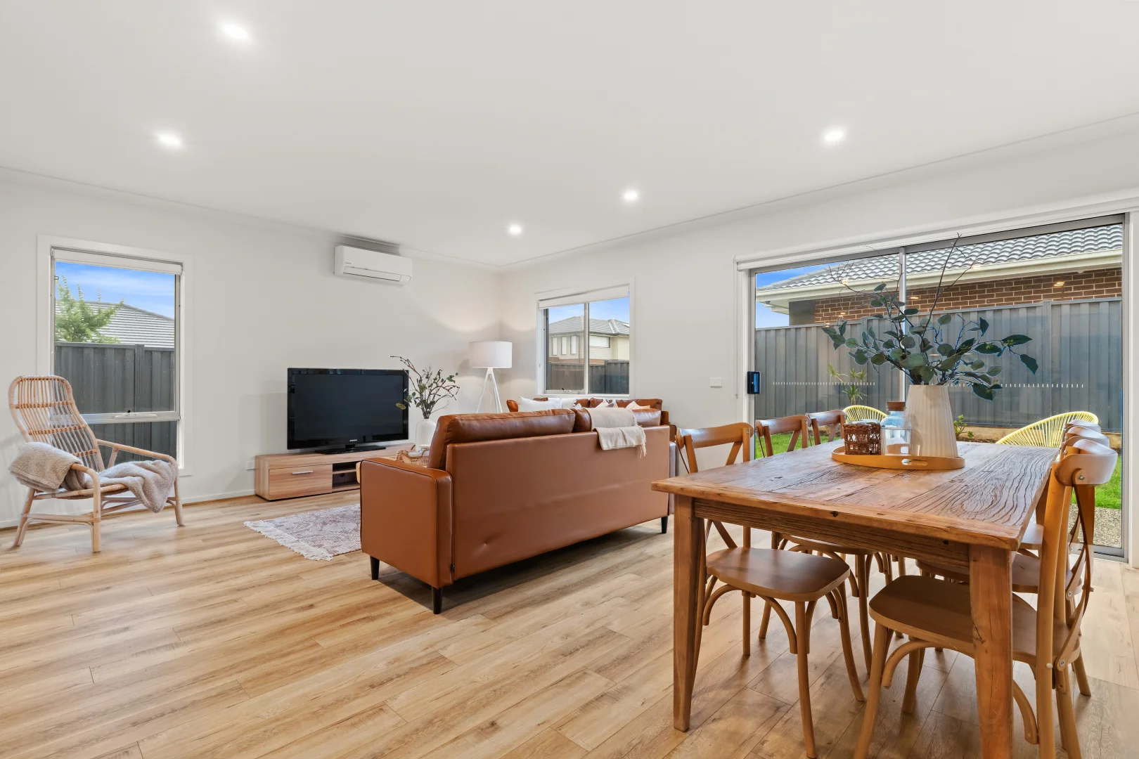 Additional image 3 of 36 Borthwick Parade, Clyde North VIC 3978