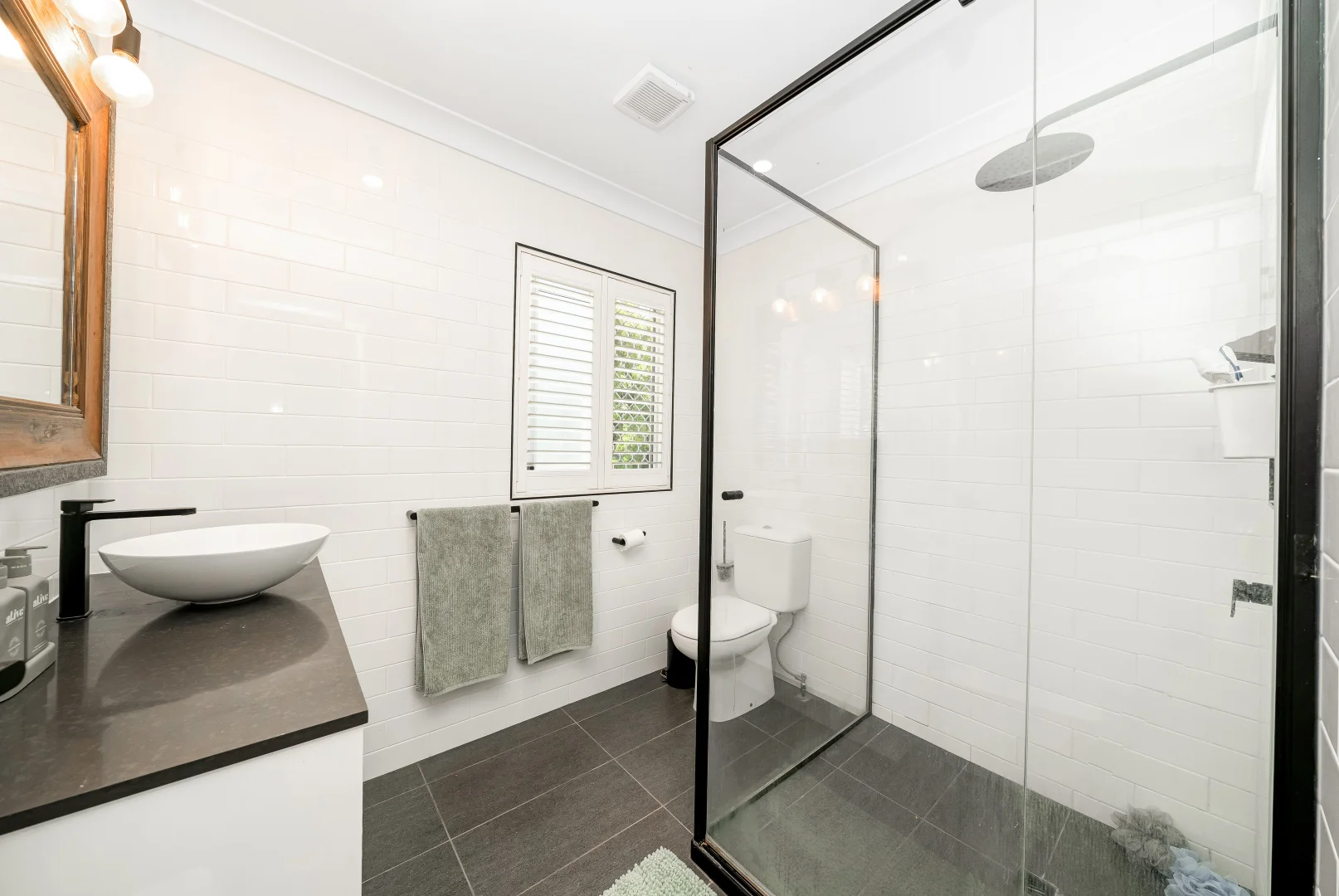 Additional image 11 of 2/24 Love Lane, Rosslea QLD 4812