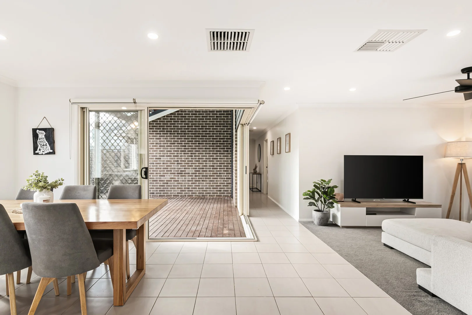 Additional image 10 of 2 Topaz Way, Officer VIC 3809