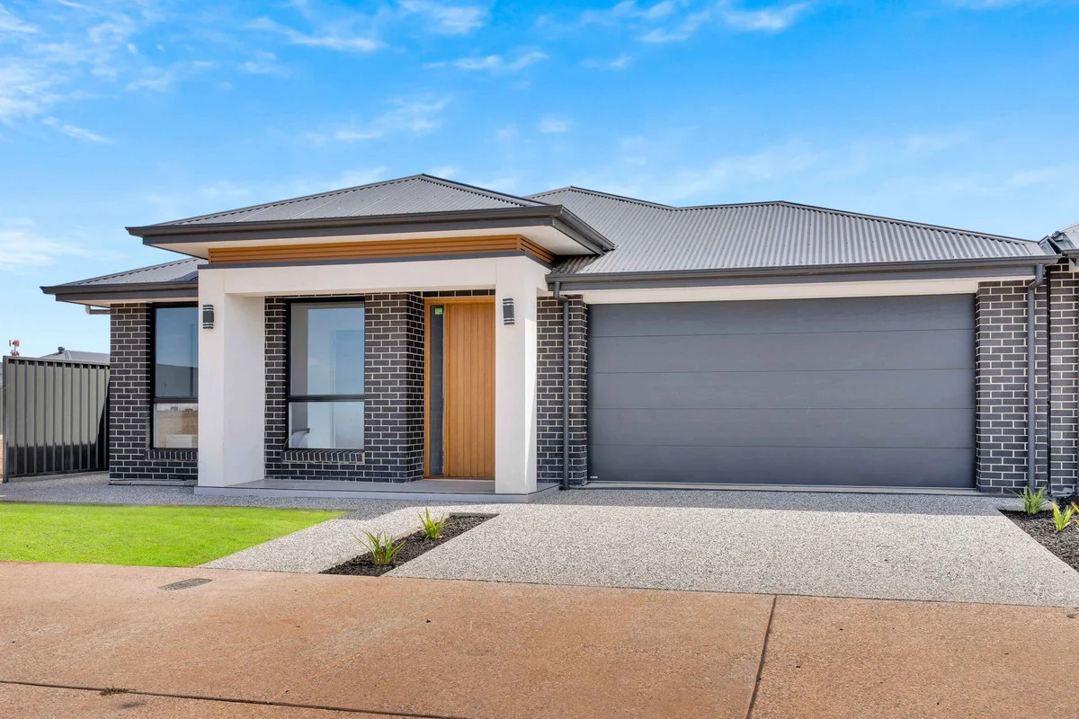 Additional image 4 of 8 Elaroo Avenue, Salisbury North SA 5108